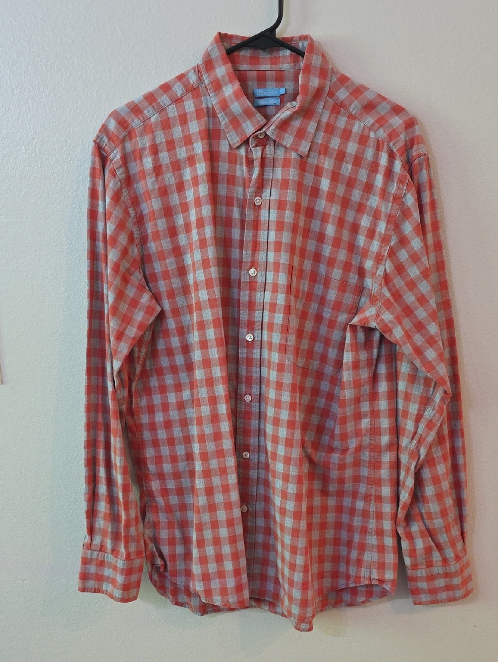 J. Mclaughlin Large Men's Red and White Gingham Button-Up Shirt